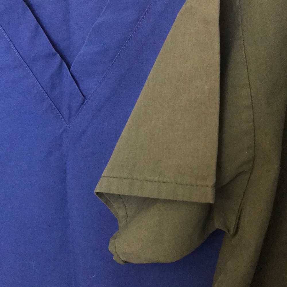 🎁free:Scrub tops 2 pcs - Picture 3 of 3